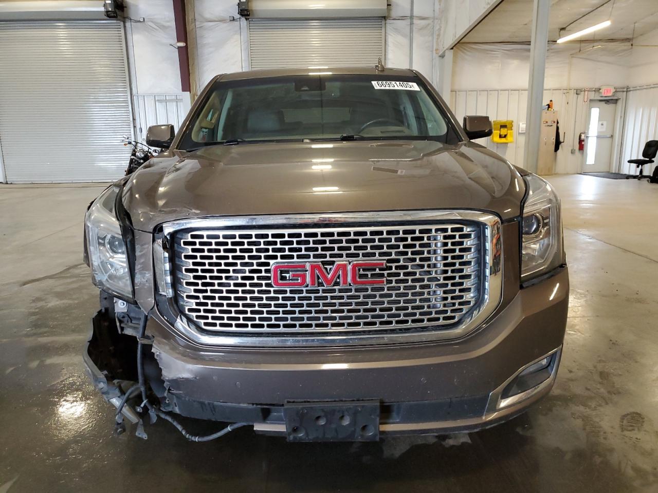 GMC YUKON DENALI