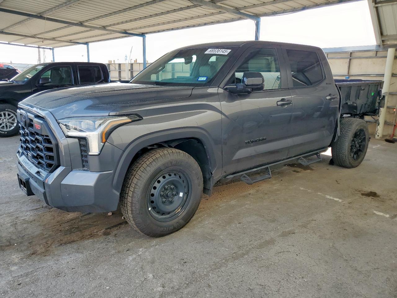TOYOTA TUNDRA CREWMAX LIMITED