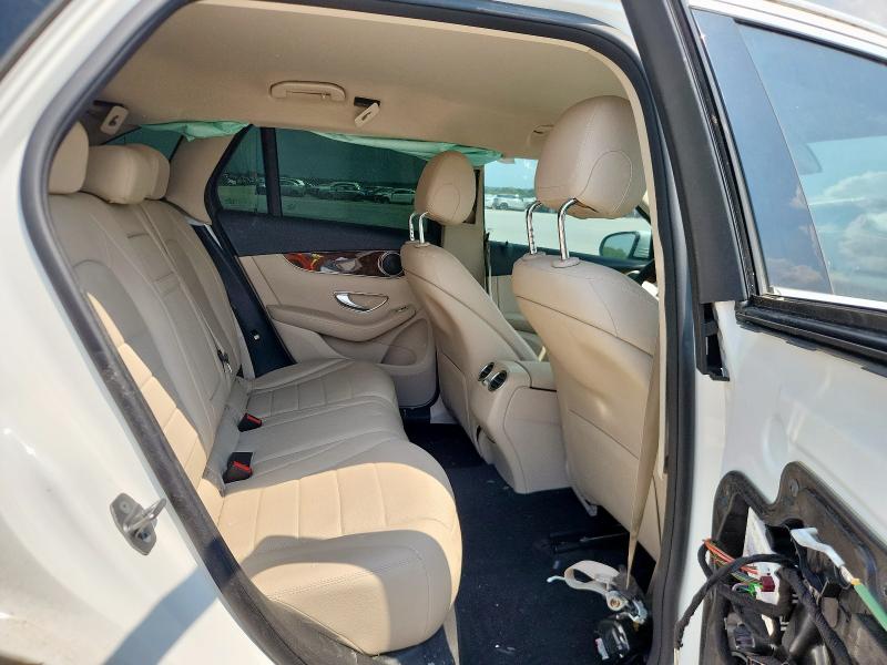 2017 MERCEDES-BENZ GLC 300 WDC0G4JB8HF180561