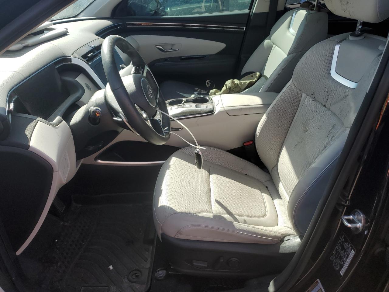 HYUNDAI TUCSON LUXURY