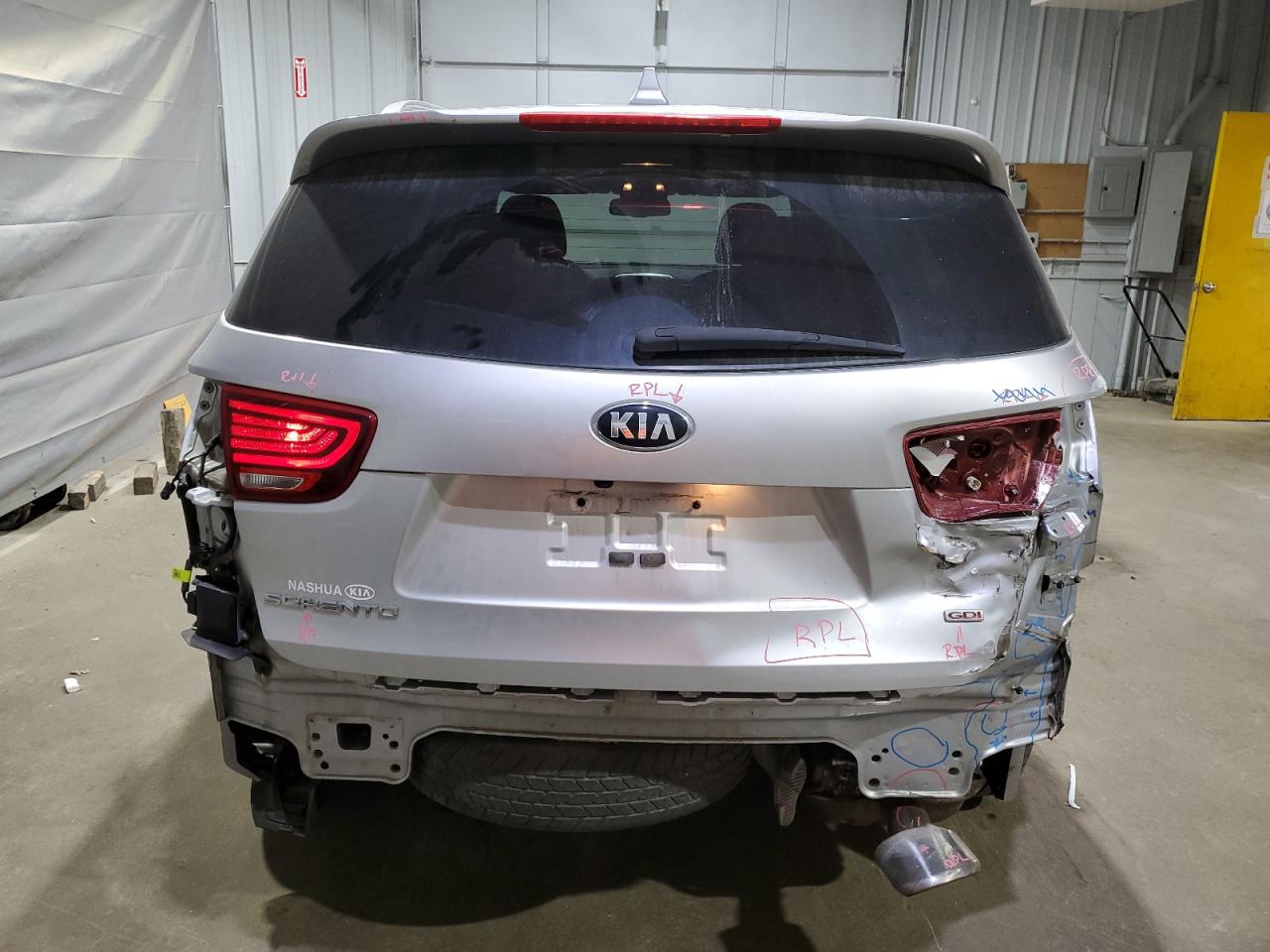 KIA SORENTO L