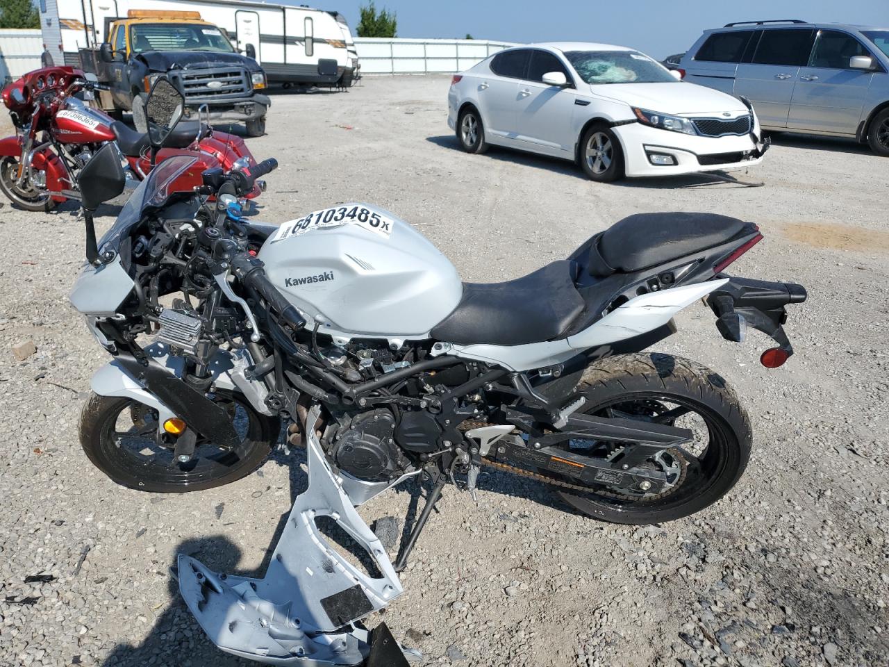 Lot #3257378201 2025 KAWASAKI EX500 H