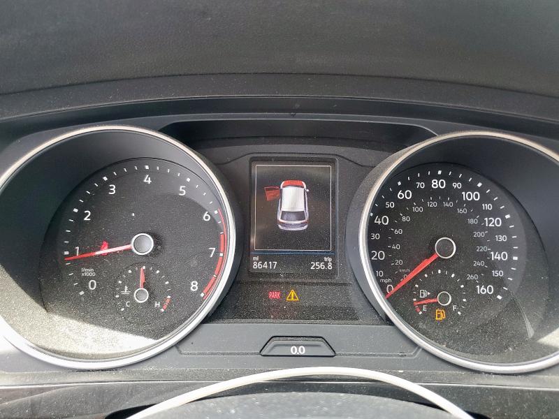 2018 VOLKSWAGEN TIGUAN SE - 3VV3B7AX6JM059887
