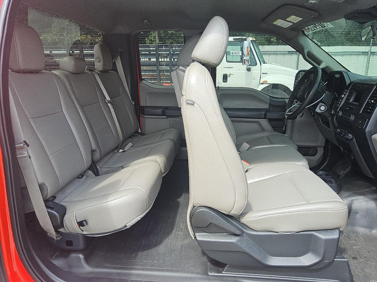 FORD F-150 SUPER CAB