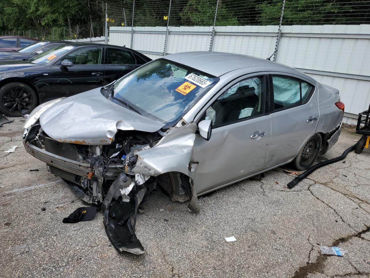 NISSAN VERSA S