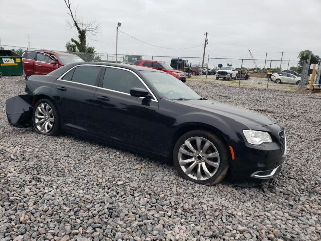 2017 CHRYSLER 300 LIMITE 2C3CCAAG4HH668269