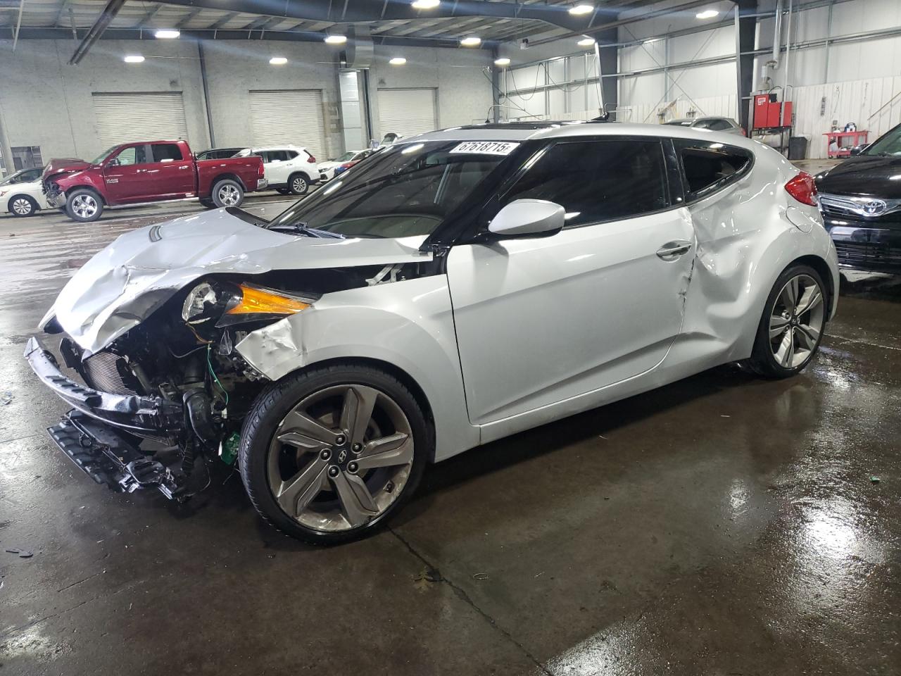 HYUNDAI VELOSTER