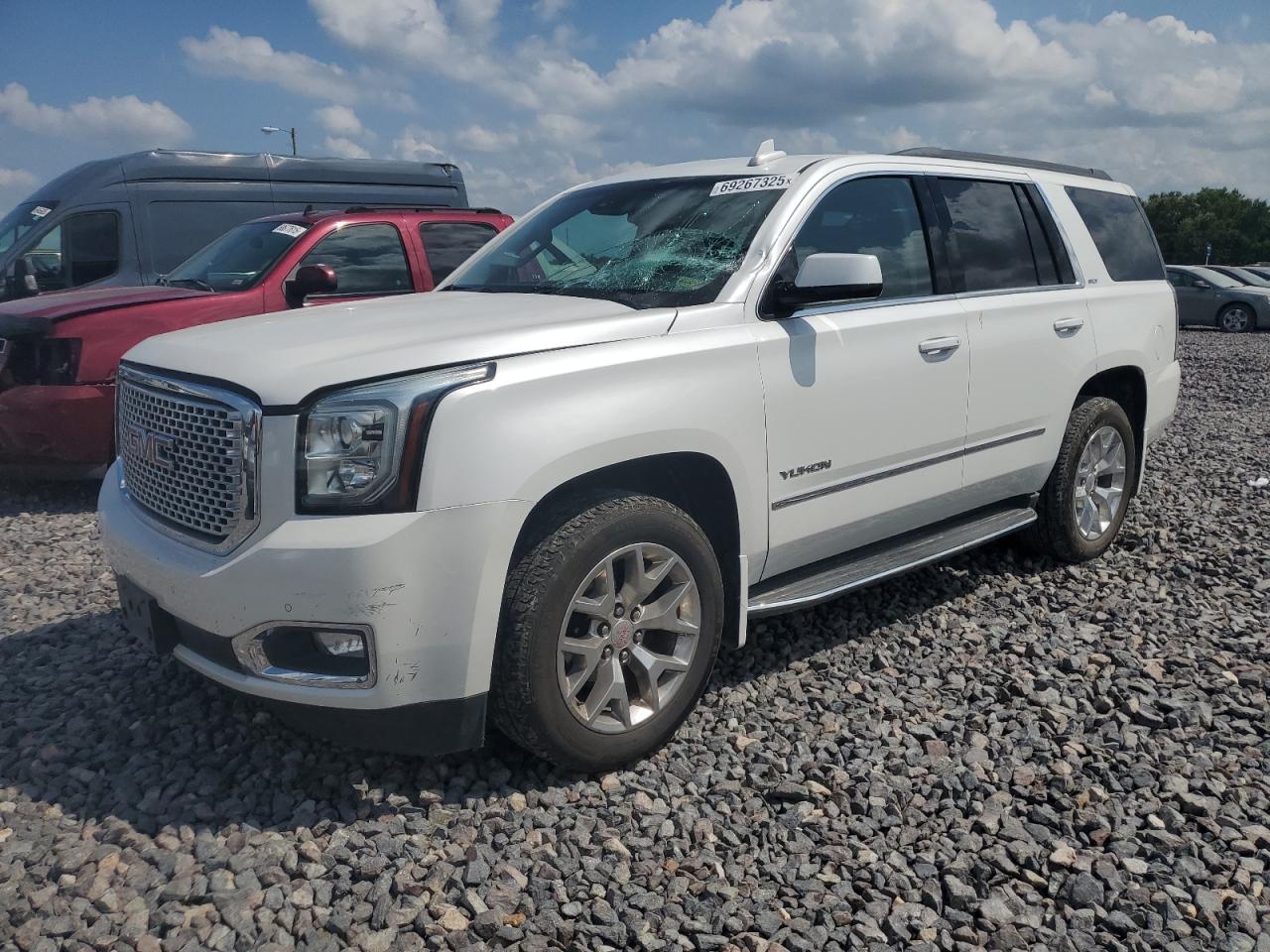 GMC YUKON SLT