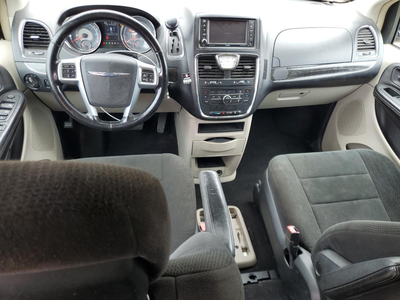 CHRYSLER TOWN & COUNTRY TOURING