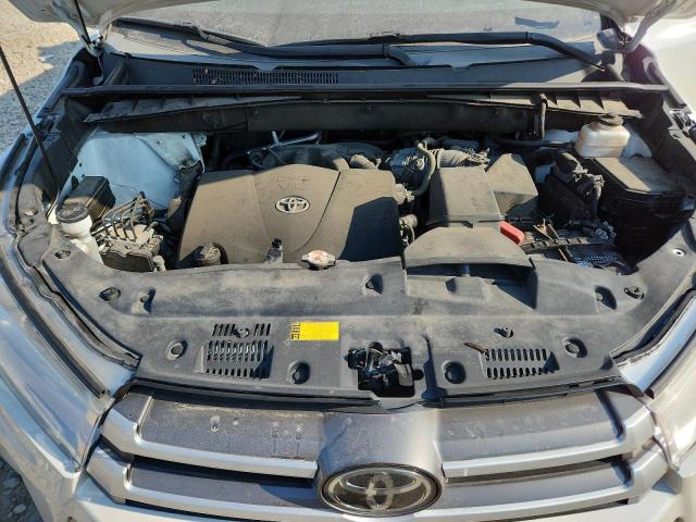 2019 TOYOTA HIGHLANDER 5TDJZRFH5KS597772