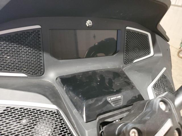 2021 CAN-AM SPYDER ROA 2BXNBDD22MV005125