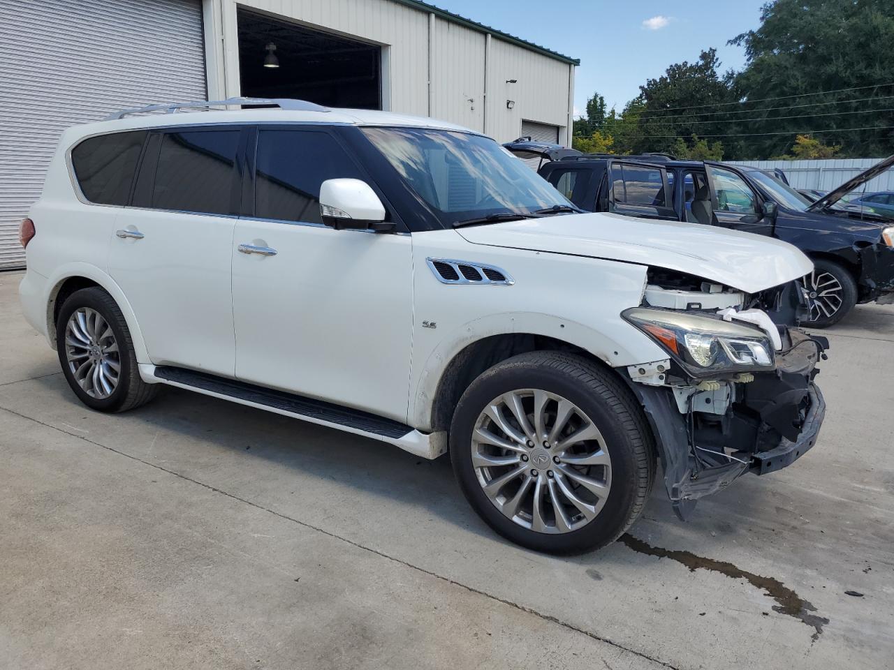 INFINITI QX80