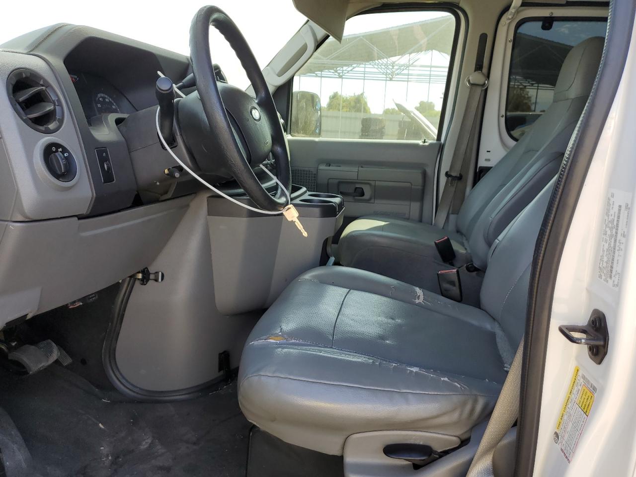 FORD ECONOLINE E150 WAGON