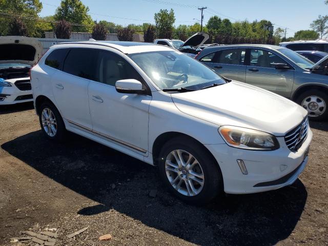 2015 VOLVO XC60 T5 YV4612RK4F2629469