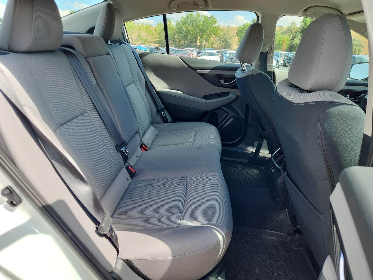 SUBARU LEGACY PREMIUM