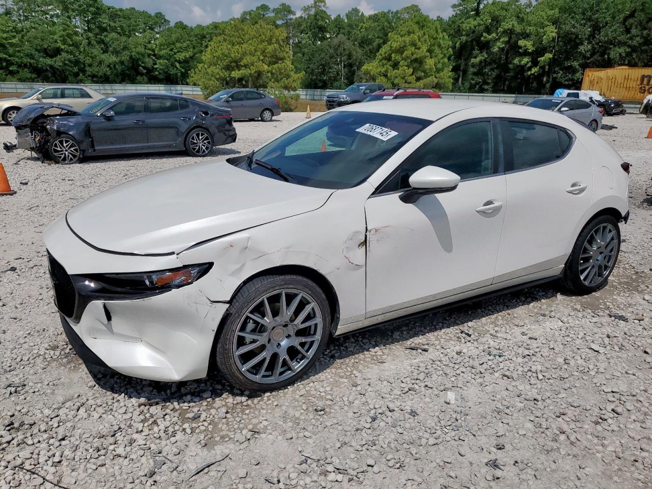 MAZDA 3 SELECT