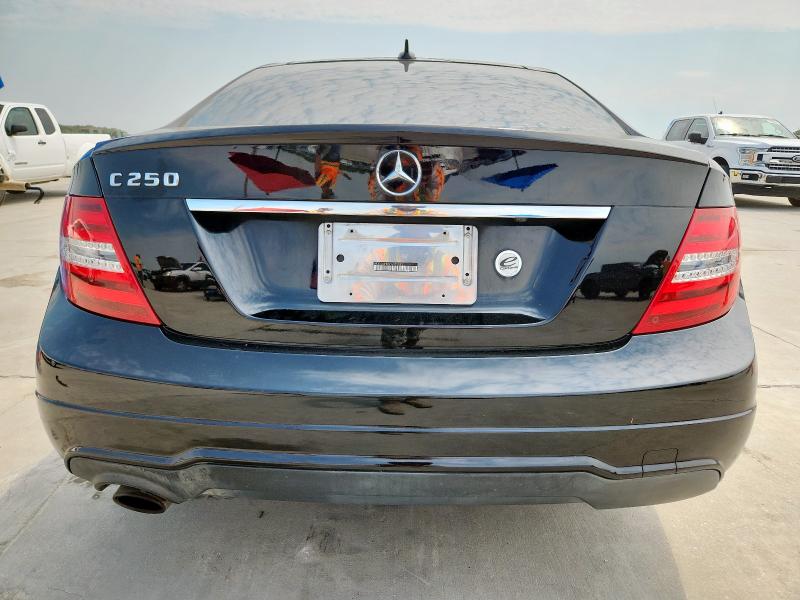 2015 MERCEDES-BENZ C 250 WDDGJ4HB6FG350893