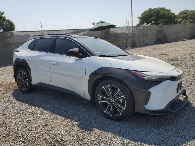 2023 TOYOTA BZ4X XLE JTMAAAAA1PA013505