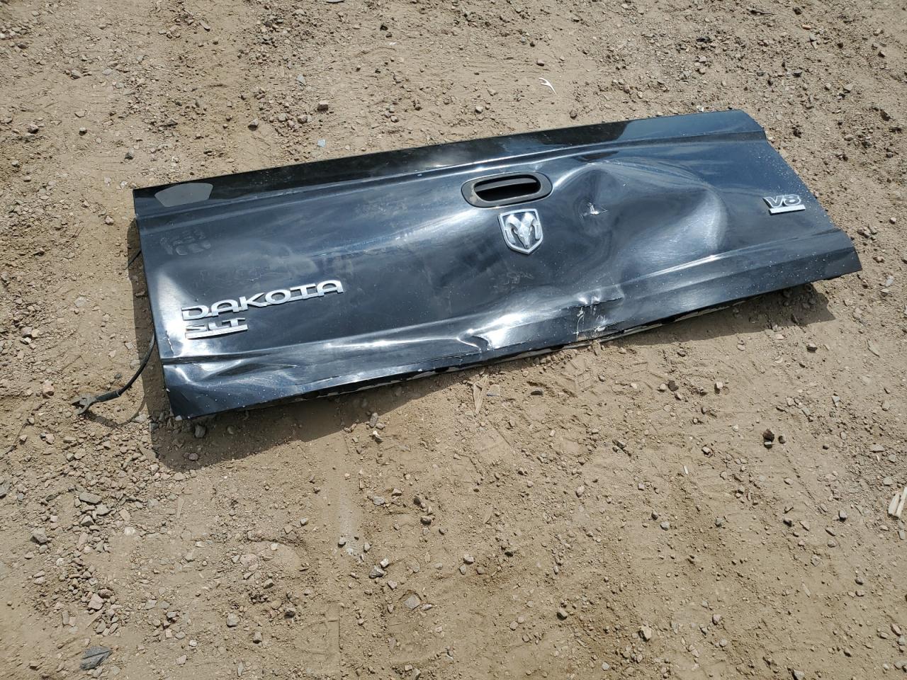 Lot #3276401657 2005 DODGE DAKOTA QUA