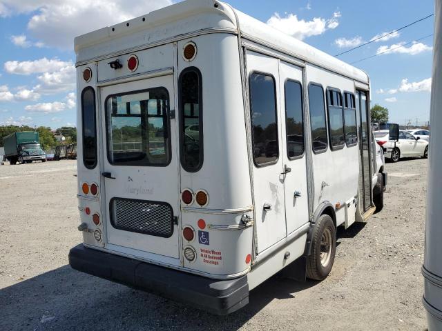 FORD ECONOLINE 2017 white cutaway gas 1FDEE3FSXHDC27486 photo #4