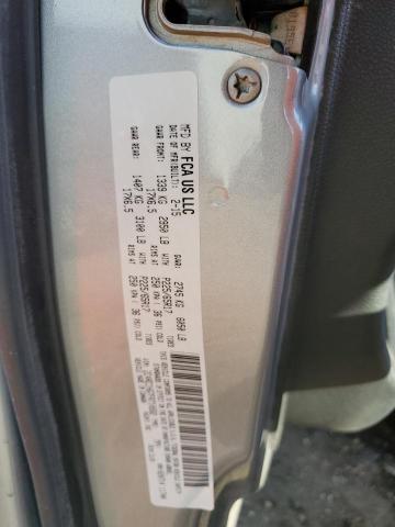 2015 CHRYSLER TOWN & COU 2C4RC1HG7FR710582
