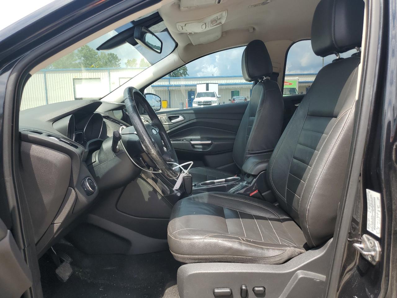 FORD ESCAPE TITANIUM