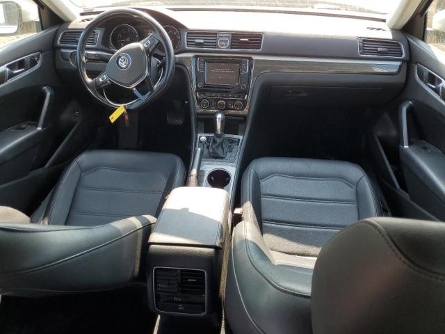 2017 VOLKSWAGEN PASSAT SE 1VWBT7A33HC041697