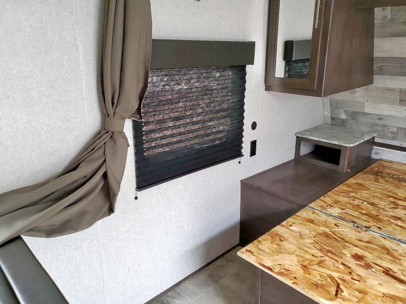 2020 KEYSTONE LANTERN - Other View