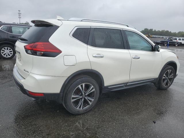 2018 NISSAN ROGUE S JN8AT2MV1JW320136
