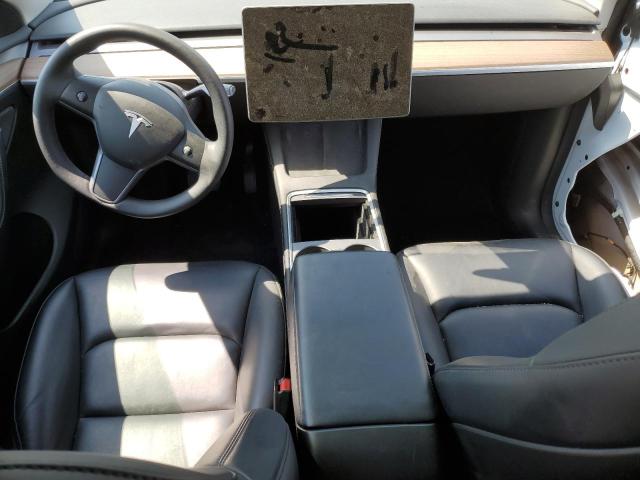 2024 TESLA MODEL Y 7SAYGDED7RF044614