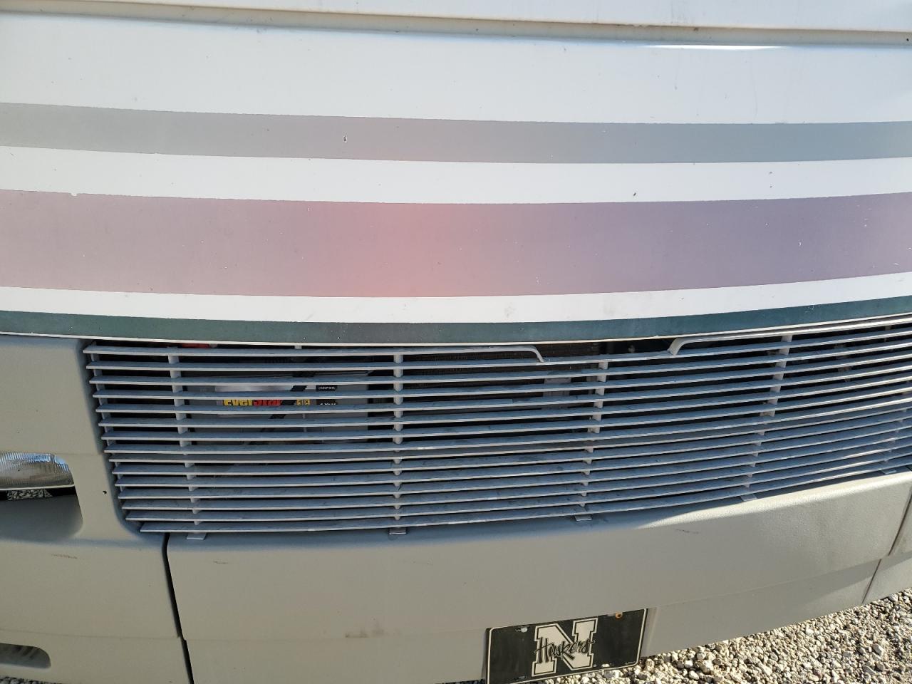 Lot #3265193979 1999 FLEETWOOD SOUTHWIND STORM  30H