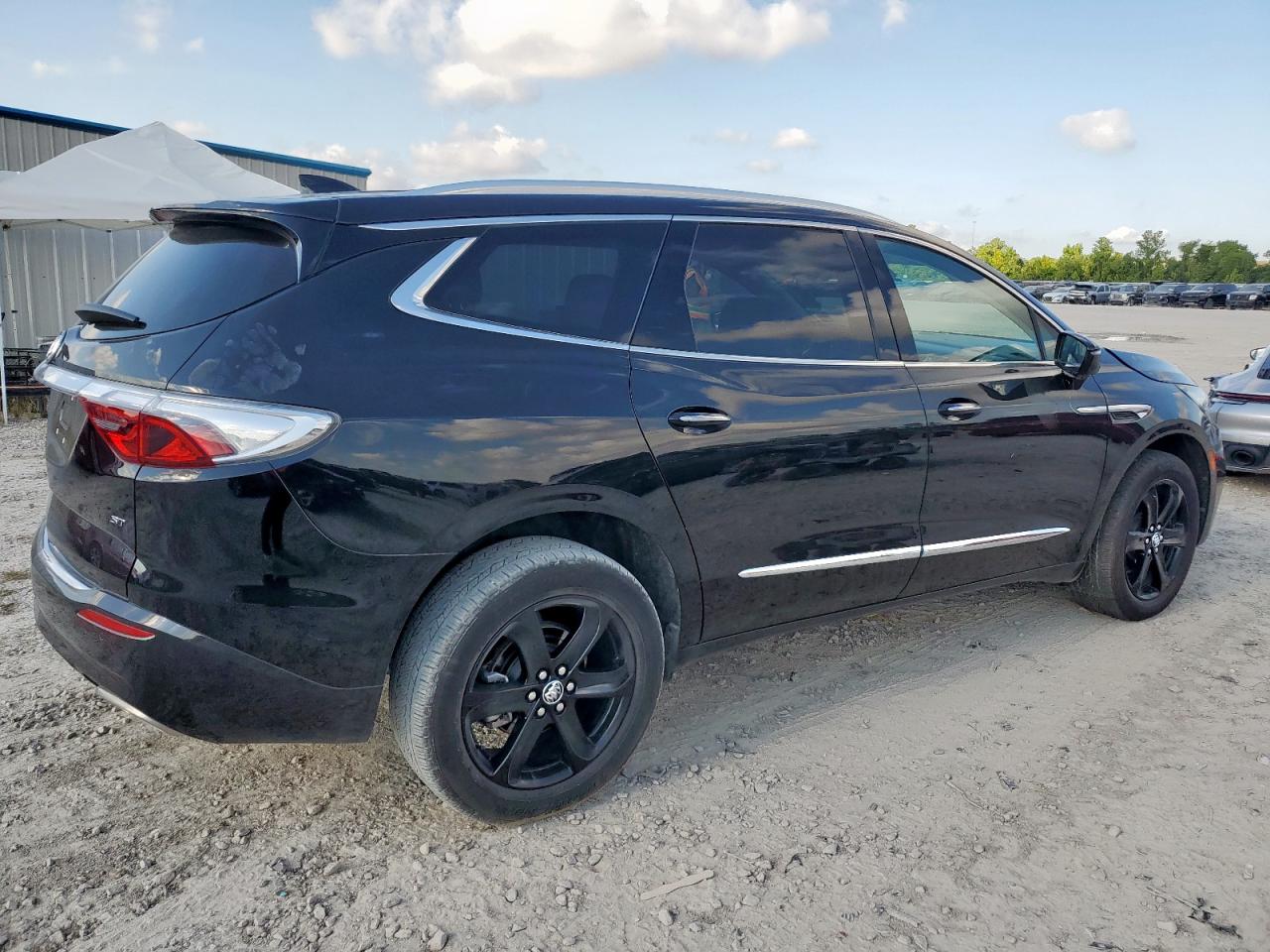 BUICK ENCLAVE ESSENCE