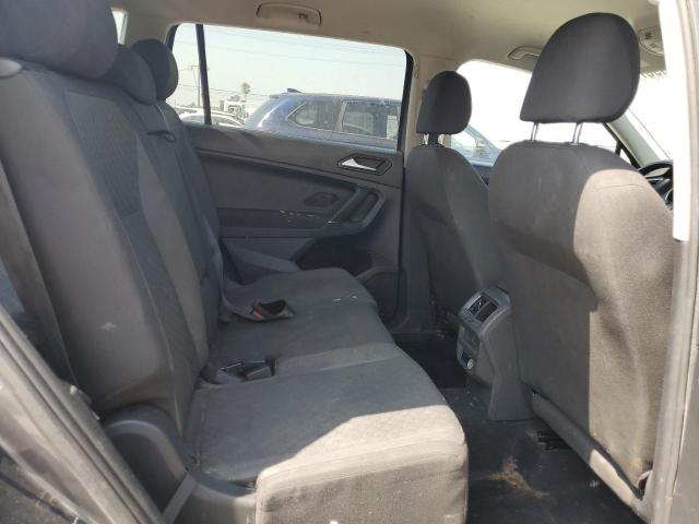 2018 VOLKSWAGEN TIGUAN S 3VV1B7AXXJM111786