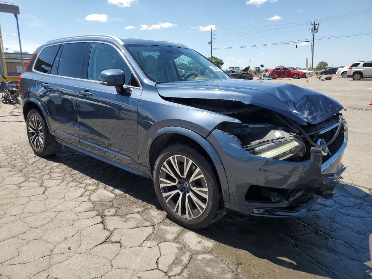 VOLVO XC90 T5 MOMENTUM