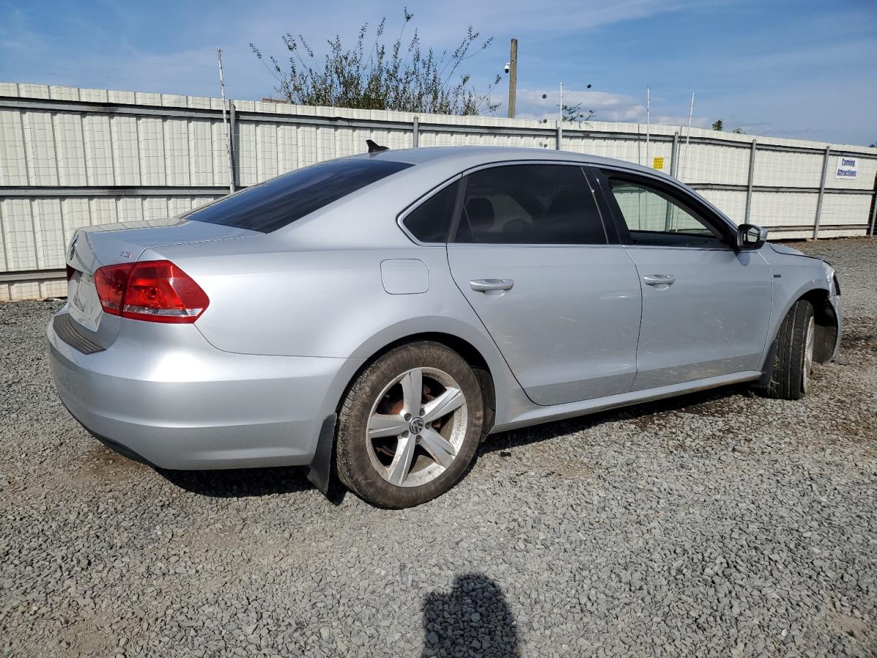 VOLKSWAGEN PASSAT S