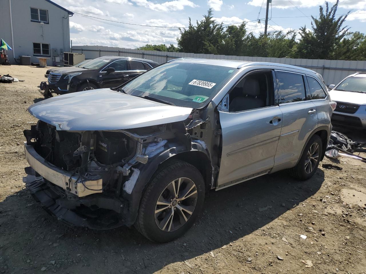 TOYOTA HIGHLANDER XLE