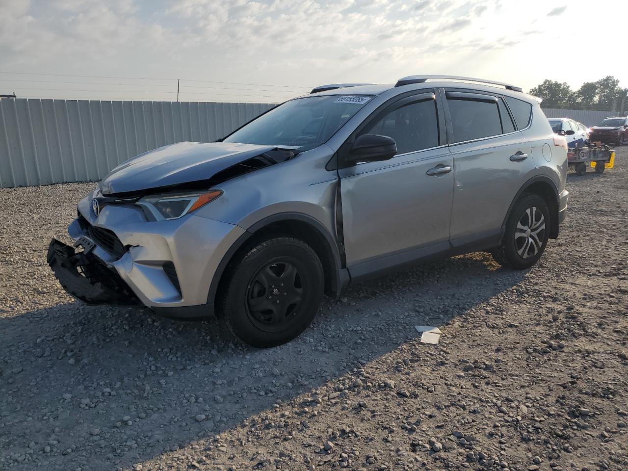 TOYOTA RAV4 LE