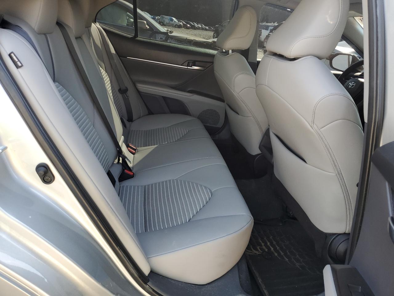 TOYOTA CAMRY SE NIGHT SHADE