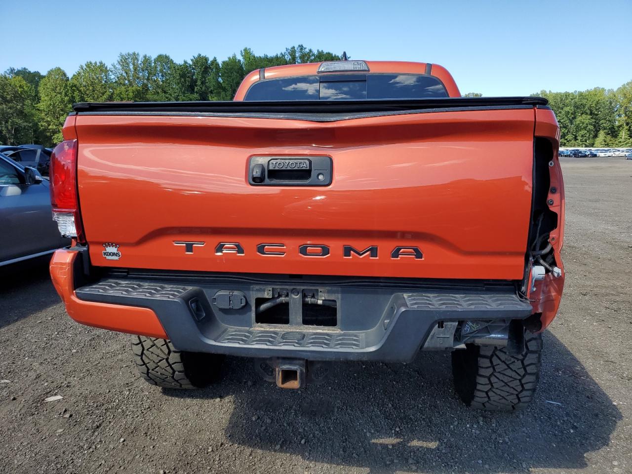 TOYOTA TACOMA DOUBLE CAB