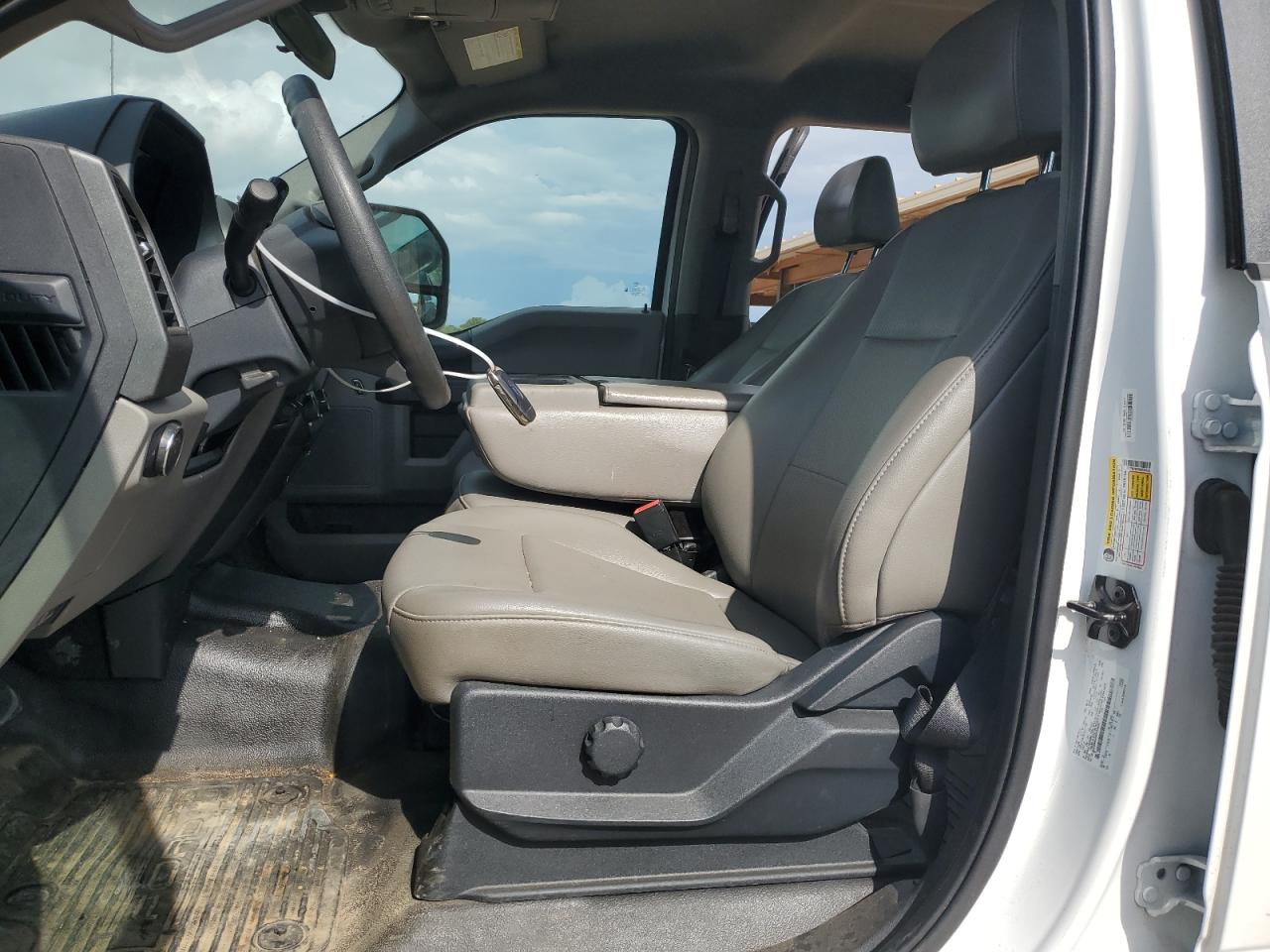 FORD F-250 SUPER DUTY