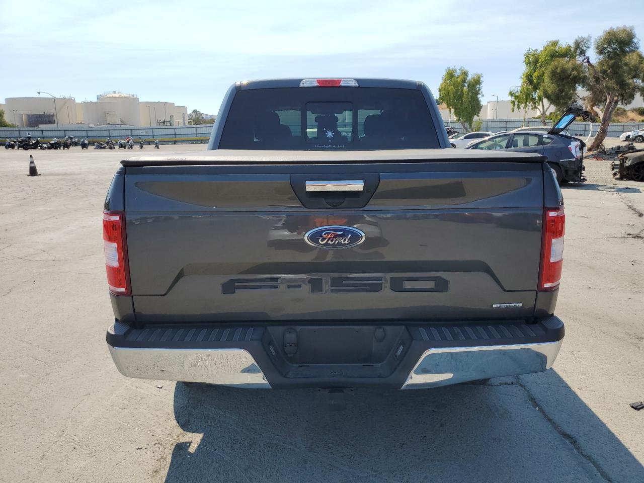 FORD F-150 SUPERCREW