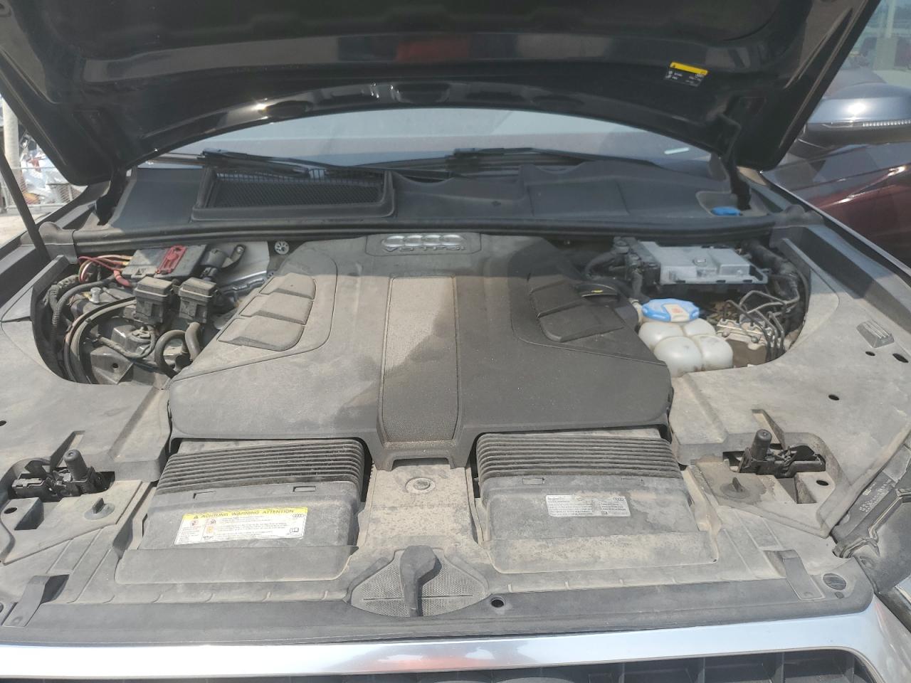 AUDI Q7 PREMIUM PLUS