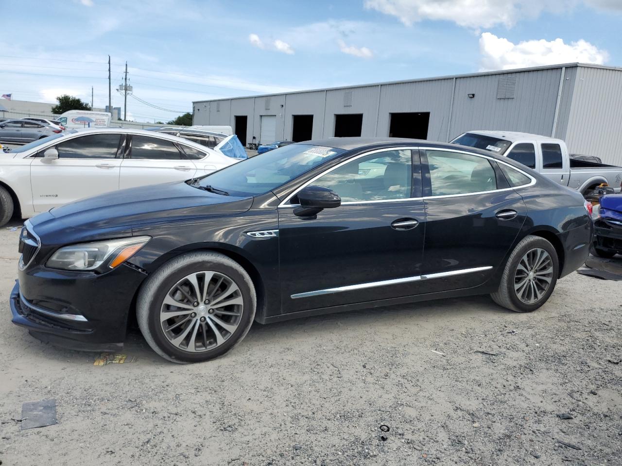 BUICK LACROSSE PREFERRED