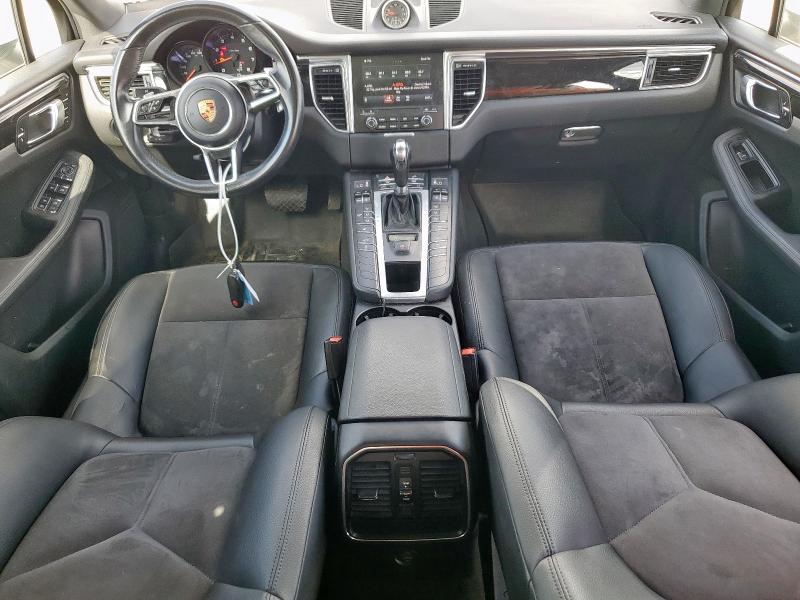 2018 PORSCHE MACAN WP1AA2A57JLB20626