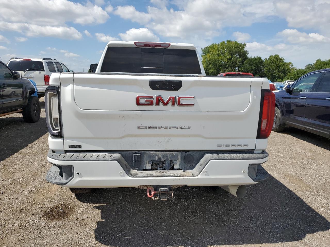 GMC SIERRA 2500HD K2500 DENALI