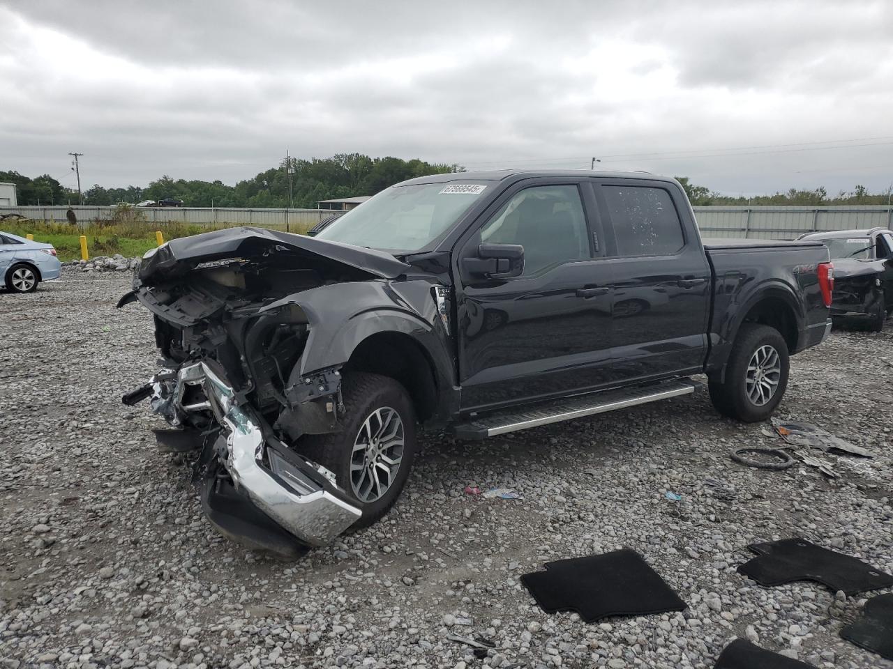 FORD F-150 SUPERCREW