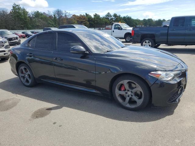 2017 ALFA ROMEO GIULIA Q4 ZARFAEDN2H7533101