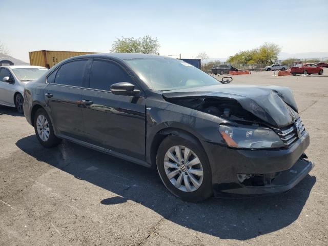 2015 VOLKSWAGEN PASSAT S - 1VWAT7A35FC049700