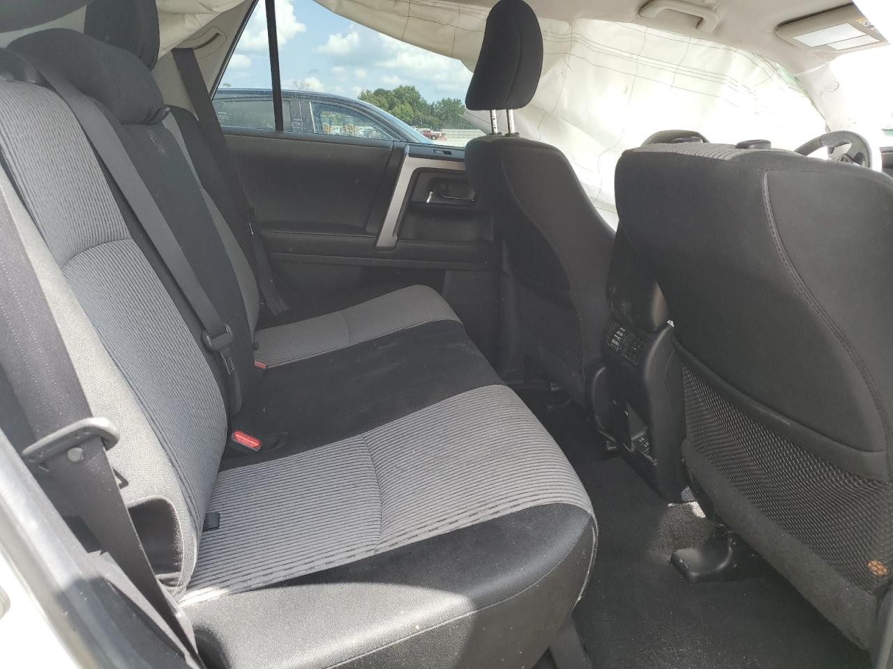 TOYOTA 4RUNNER SR5/SR5 PREMIUM