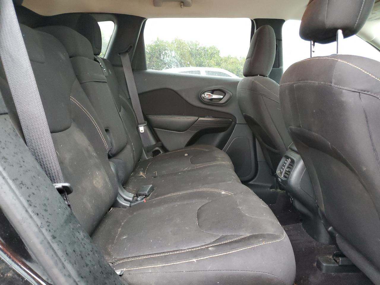 JEEP GRAND CHEROKEE LATITUDE